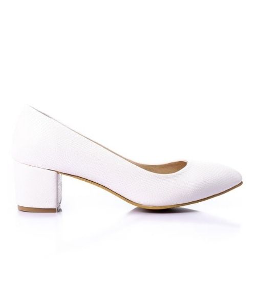 XO Style Faux Leather Heel Shoes For Women - White