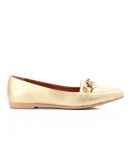 حذاء فلات من اكس او ستايل جلد صناعى مزين للنساء - ذهبي