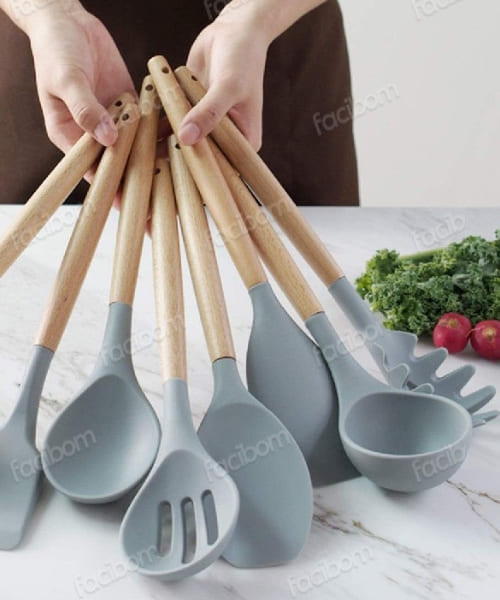 Silicone Cooking Utensil Set With Wooden Handle And Holder 12 Pieces - Grey