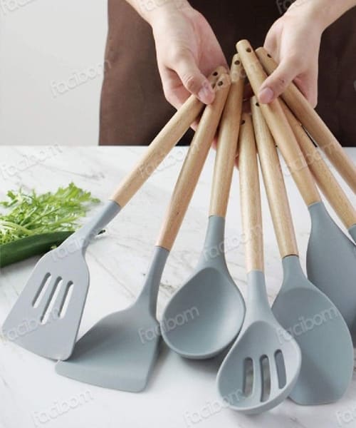 Silicone Cooking Utensil Set With Wooden Handle And Holder 12 Pieces - Grey