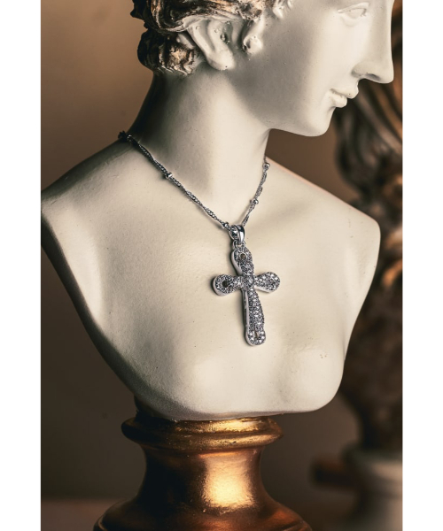 Milton & Humble Jewellery Second Hand Platinum Cross Pendant Necklace |  £1950.00 | Buchanan Galleries