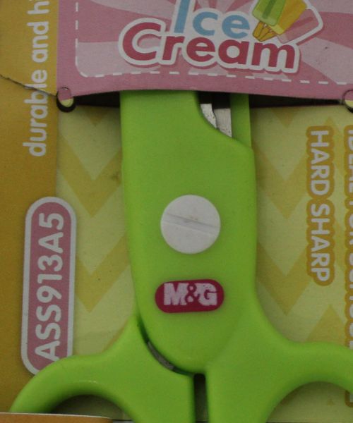 Mg Ass913 Scissor With Metal Blade For Kids 12.7 Cm - Green